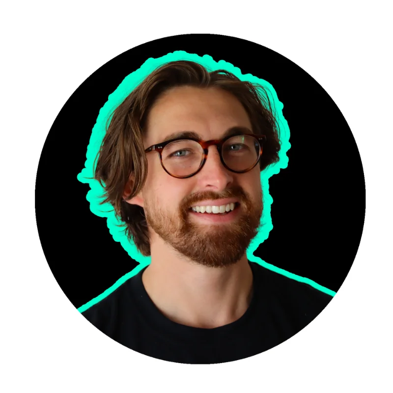 Dan Lee Searle Headshot